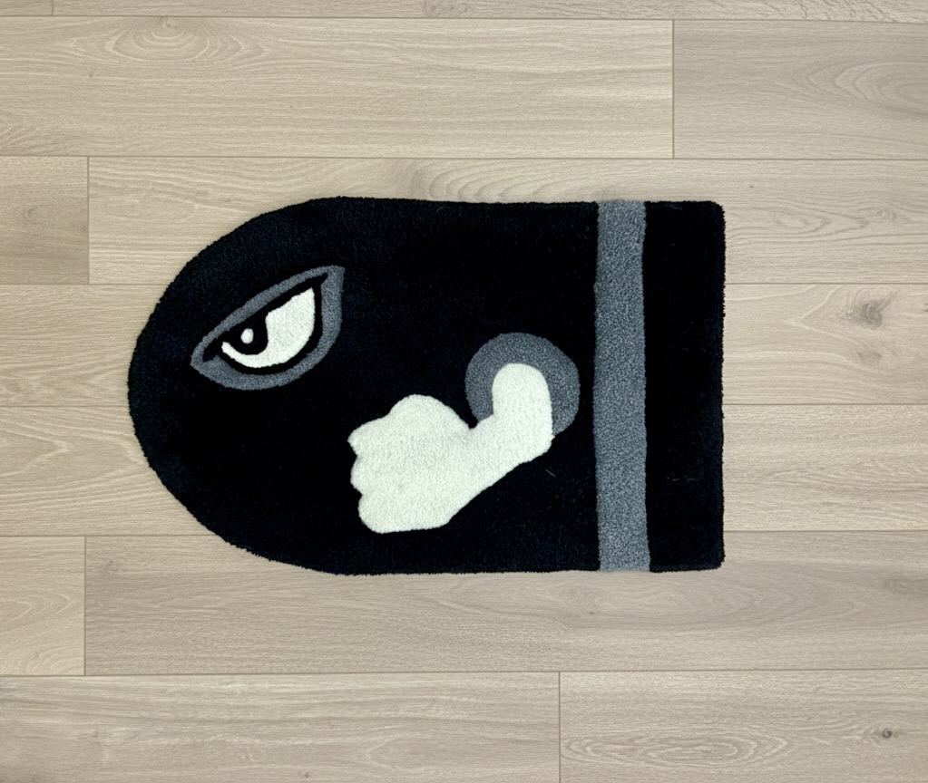 Tapis Tufté Artisanal — Missile Rétro Gaming Noir & Blanc | Décoration Geek Fait Main